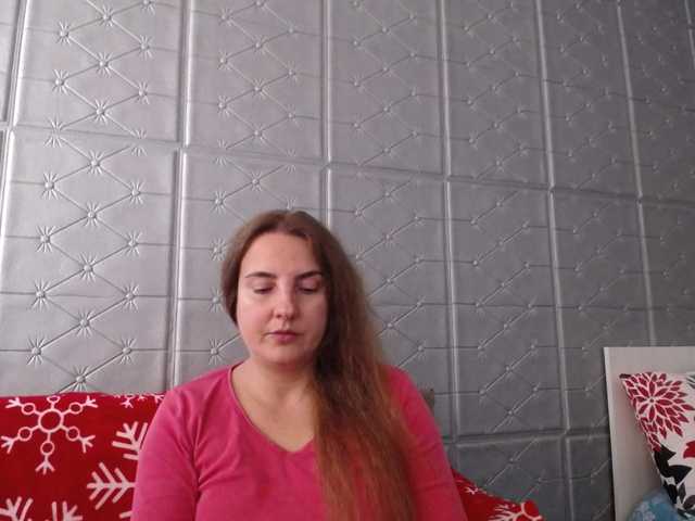 Capturi de ecran de difuzare KATYDIAZ