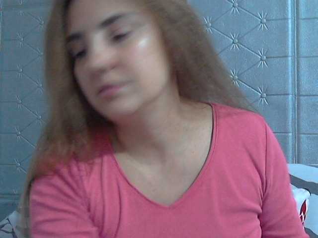 Fotografii KATYDIAZ im horny and ready for fun! join me!