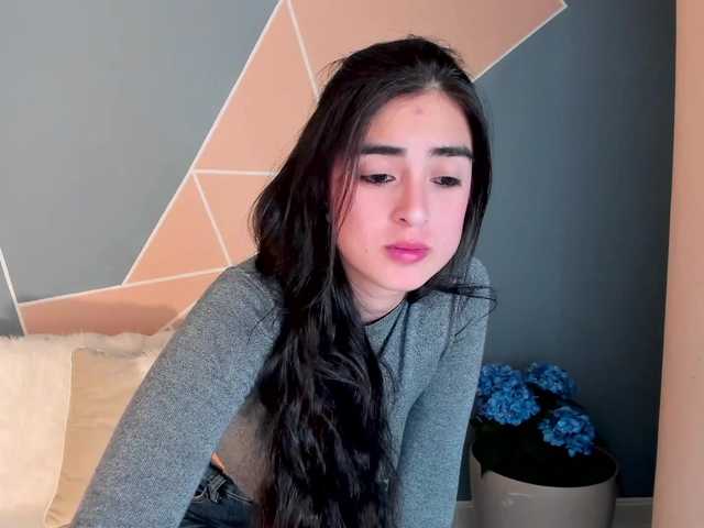 Capturi de ecran de difuzare KatyPeck