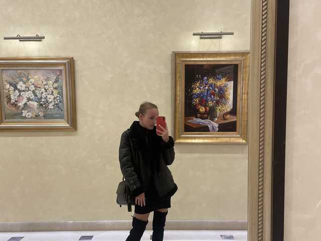 Fotografie a profilului Kay-Lally