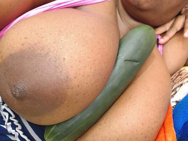 Capturi de ecran de difuzare kencyhotxx