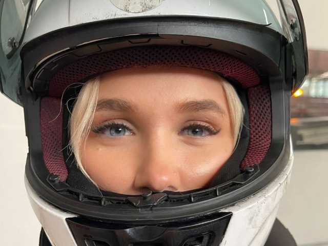 Fotografie a profilului -Alexa-999-