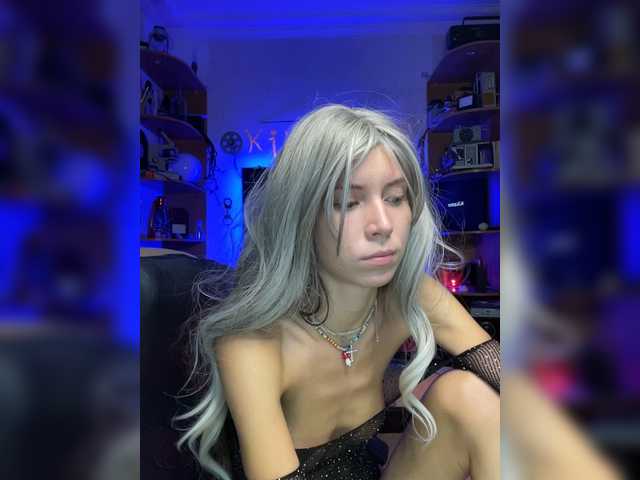 Capturi de ecran de difuzare KiKas__so