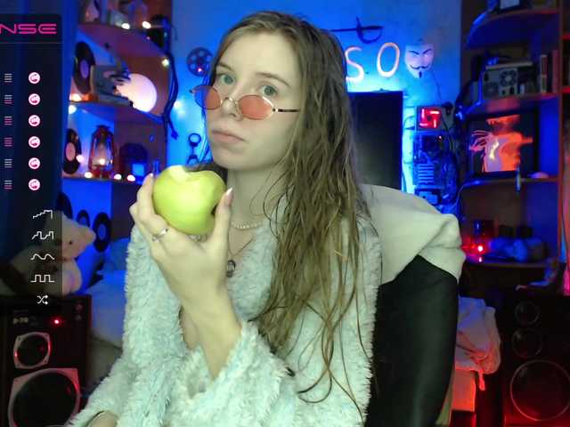 Capturi de ecran de difuzare KiKas__so