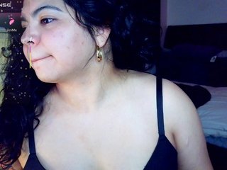 Chat video erotic Kimmiakiss22