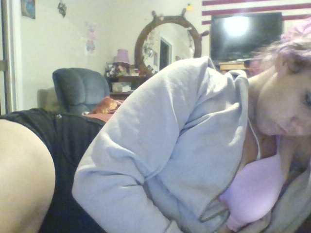 Capturi de ecran de difuzare KimmysKitty