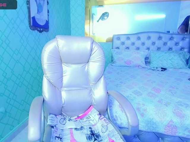 Capturi de ecran de difuzare KindomTits