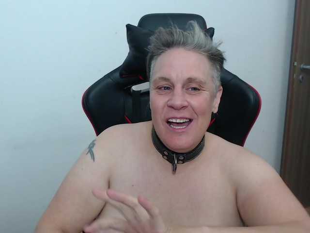 Capturi de ecran de difuzare kinkstakinks76