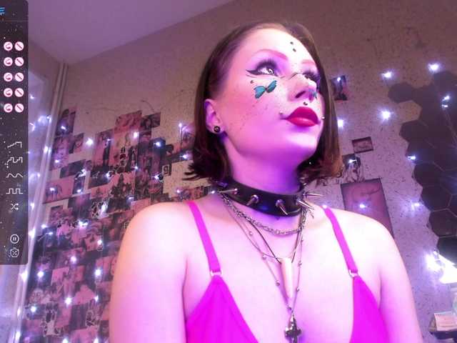 Capturi de ecran de difuzare kinkypleasure