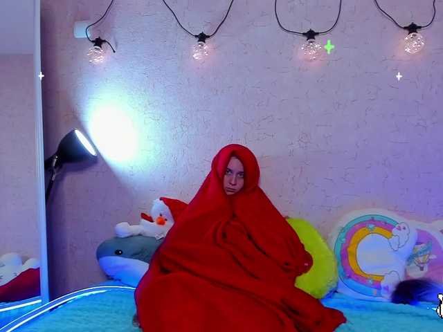 Capturi de ecran de difuzare Kira-Li-Lime