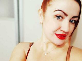 Chat video erotic KiraXTender