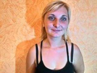 Chat video erotic kiskaxxxx