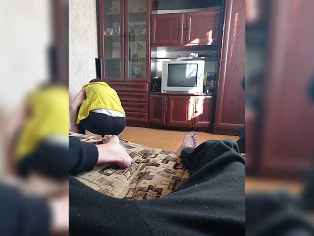 Capturi de ecran de difuzare KissaAndr