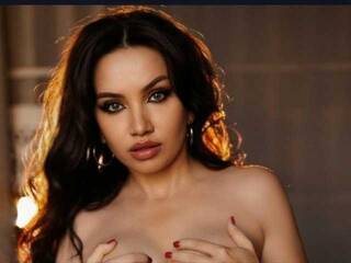 Chat video erotic Kisskovaa