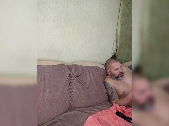 Capturi de ecran de difuzare Cleopatra1990