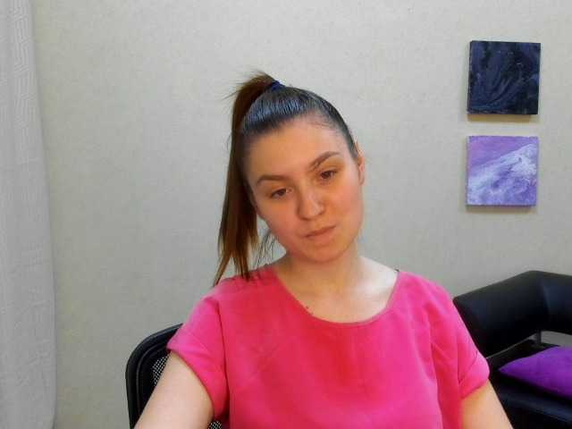 Capturi de ecran de difuzare KitanaMoon