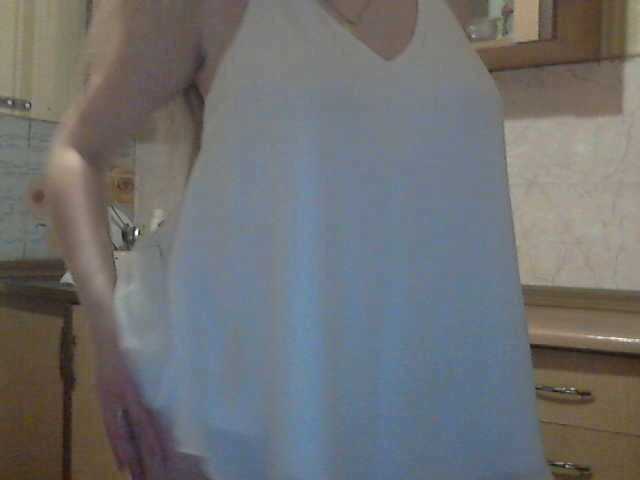 Capturi de ecran de difuzare KittenLedy