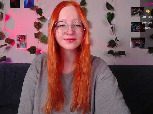 Capturi de ecran de difuzare Kittenmeew