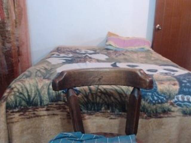 Capturi de ecran de difuzare Kitty-Diamond