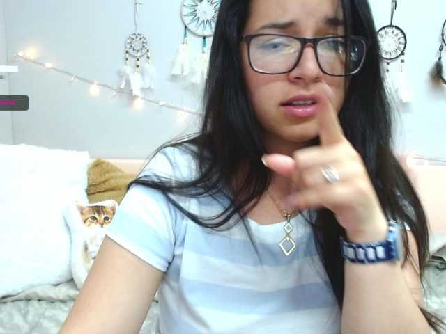 Capturi de ecran de difuzare Kitty-Hard