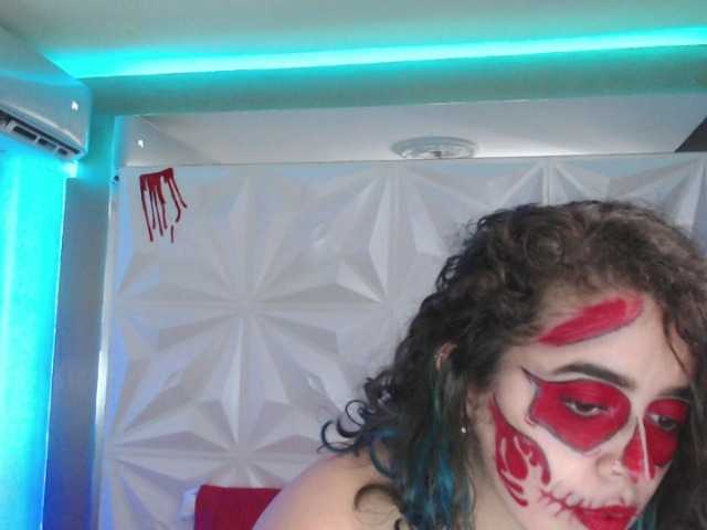 Capturi de ecran de difuzare kitty94