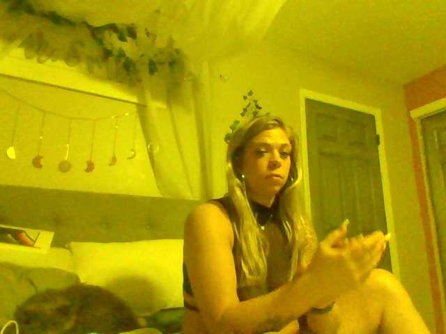 Capturi de ecran de difuzare TiaMarie