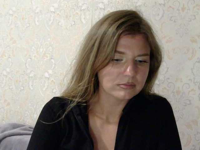 Capturi de ecran de difuzare KotiMrrr