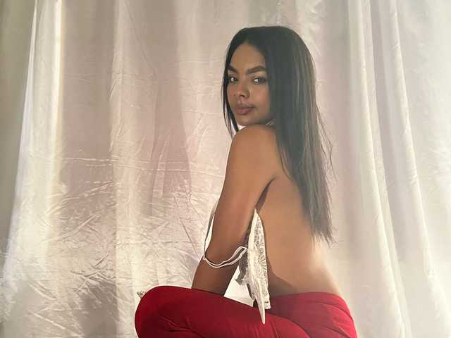 Fotografie a profilului KOURTNEY-