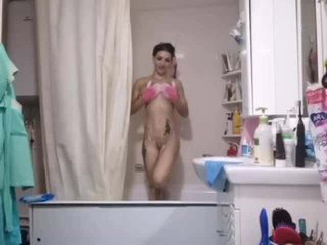 Capturi de ecran de difuzare KRASOTKASEXY