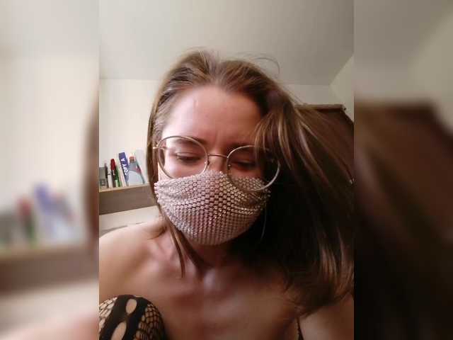 Capturi de ecran de difuzare Kroshka-meow