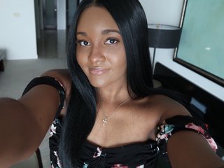 Chat video erotic KrystalMilani