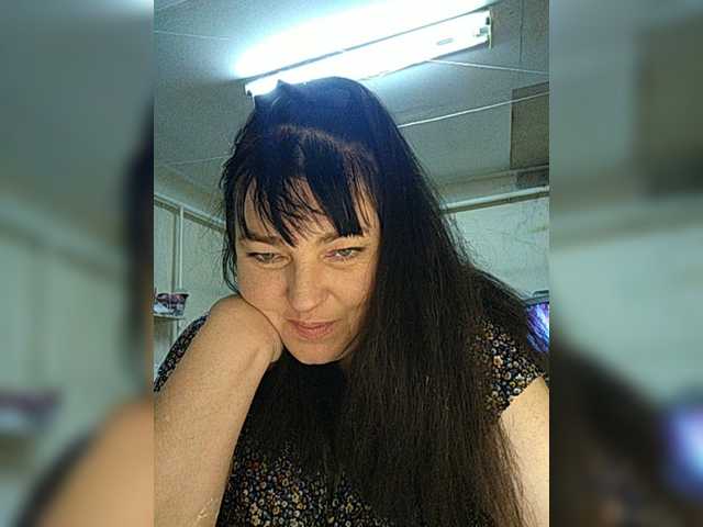 Capturi de ecran de difuzare KrystalNiks
