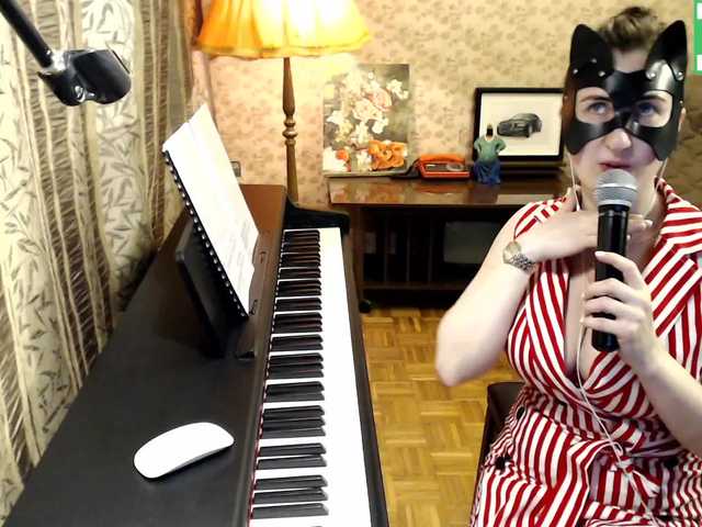Fotografii L0le1la Hello everyone! My name is Vlada! And I'm learning to play the piano) Give me flowers: - 505 tk. Change dress: - 123 tk. Your name on me: 254 tk.