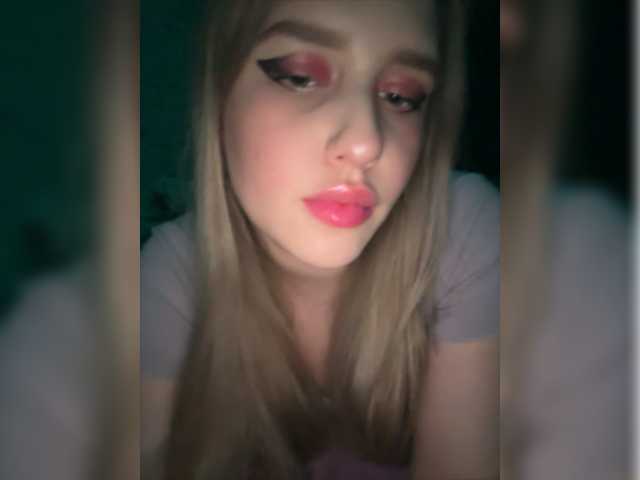 Capturi de ecran de difuzare LollaDolly