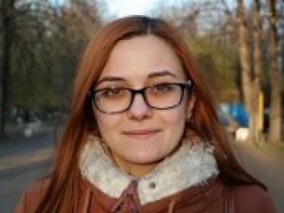 Fotografie a profilului lacomba