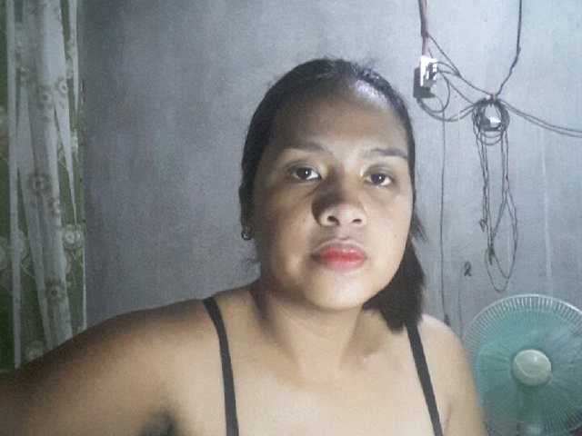 Fotografii Ladychix26 Hi guys give me tips i will dance for you i need to earn today guys thanks