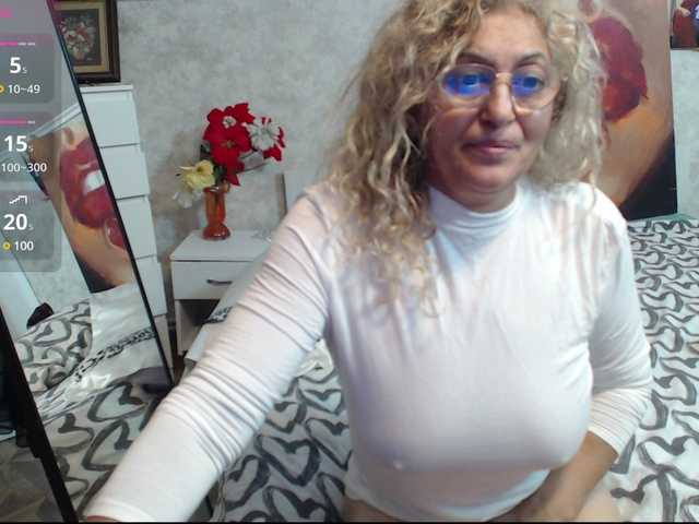 Capturi de ecran de difuzare ladydy4u