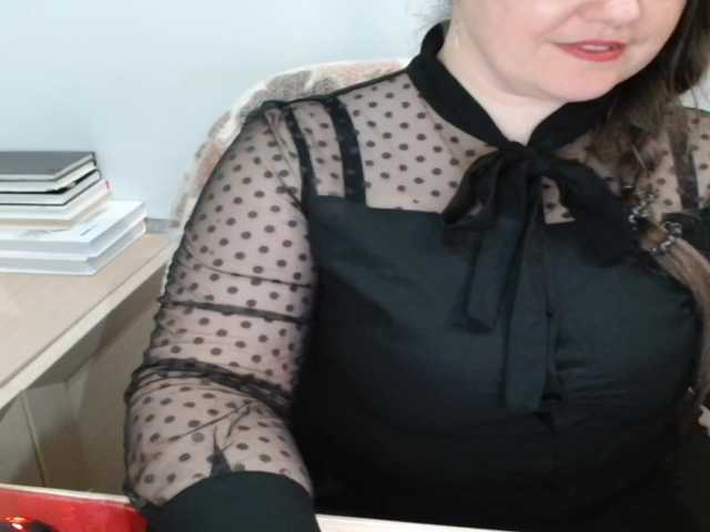 Capturi de ecran de difuzare LadyJulia