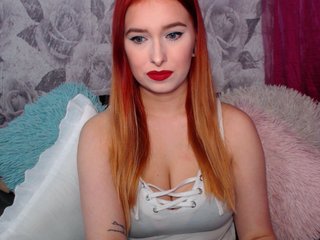 Capturi de ecran de difuzare LadyKaya