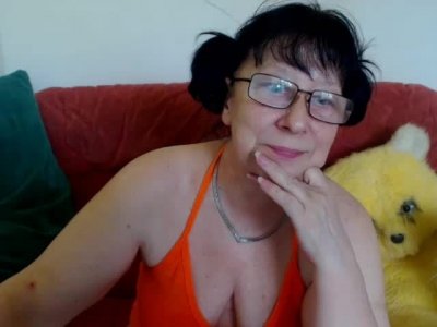Fotografie a profilului LadyMature56