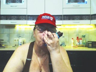 Capturi de ecran de difuzare LadyMature56