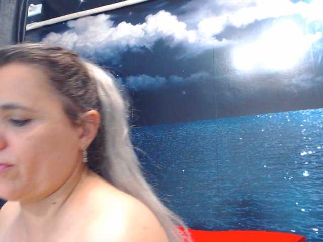 Fotografii ladysquirt11 MY DOMI IS ON CAN YOU MAKE MY PUSSY WET FOR YOU?:::))HAPPY DAY GUYS