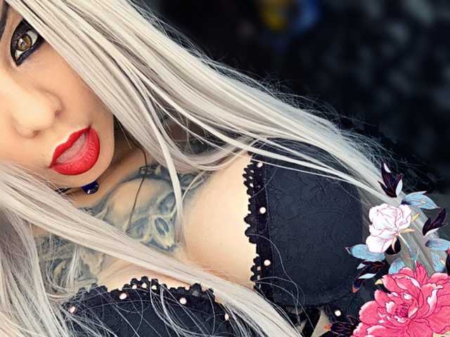 Fotografie a profilului Monster_Doll