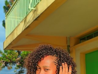 Chat video erotic Larah00