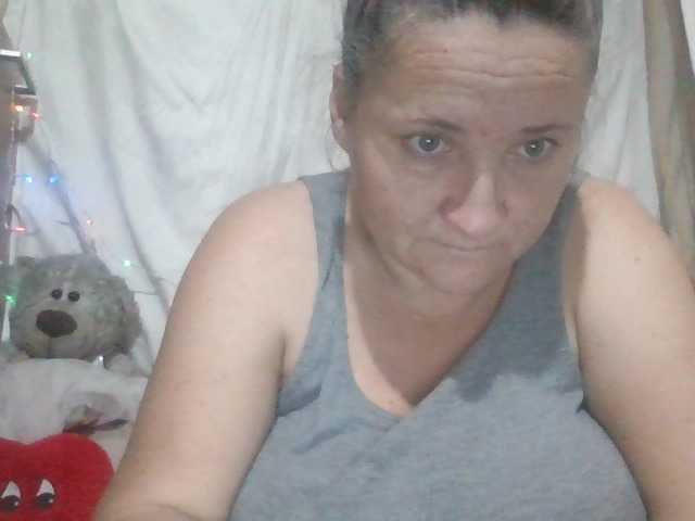 Fotografii LaraXXX33 Hello Today my bigg boobs are just 10 tok if u want see more I have menu try it!!