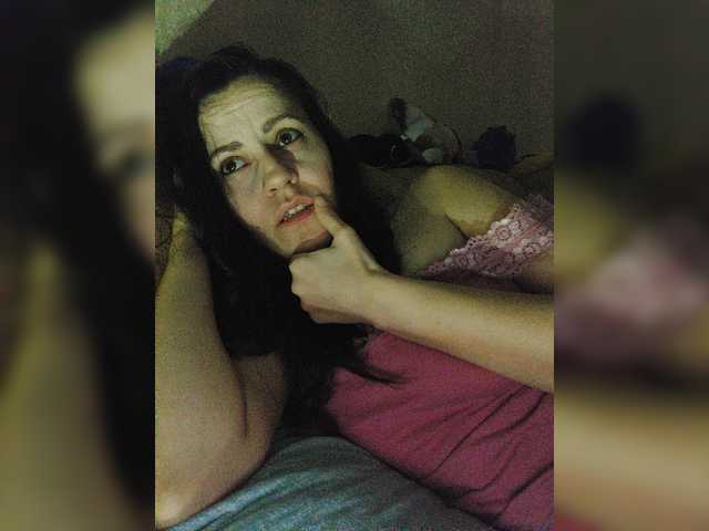 Capturi de ecran de difuzare Larianna