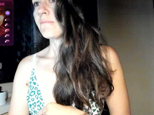 Capturi de ecran de difuzare Larianna