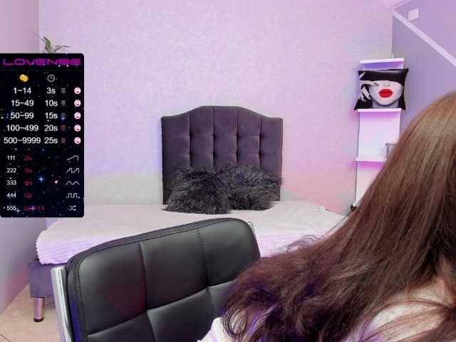 Capturi de ecran de difuzare Latesha