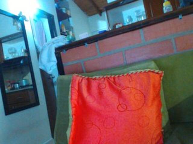 Capturi de ecran de difuzare Latindesire1