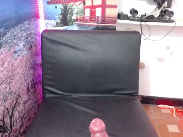 Capturi de ecran de difuzare laurahottt